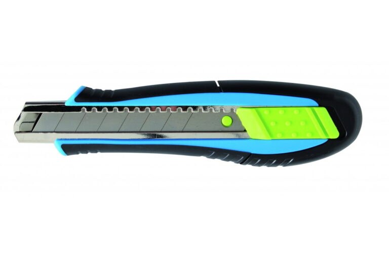 Cutter plastic 18 mm